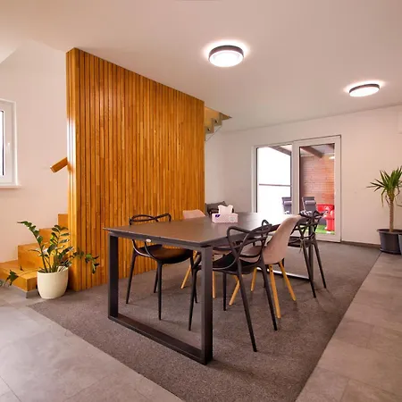 Sauna Plzen Plzen بيت للعطل Zbuch