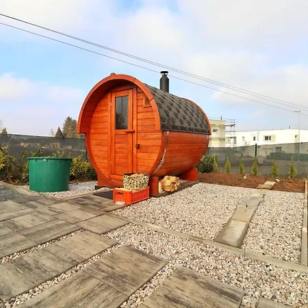 بيت للعطل Sauna Plzen Plzen *