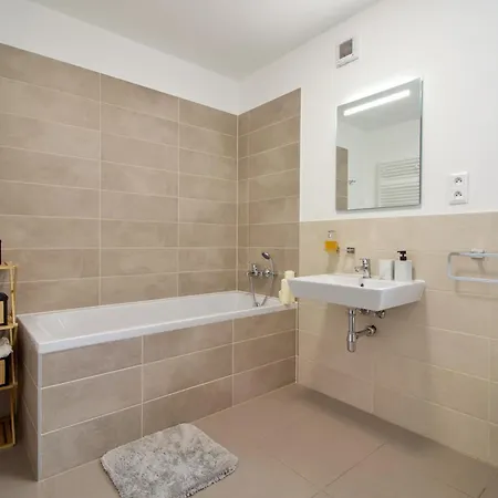 Sauna Plzen Plzen بيت للعطل *
