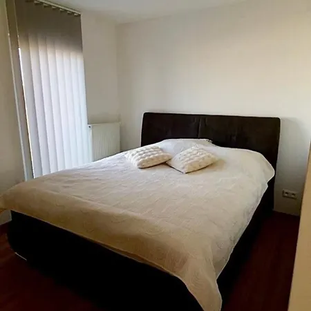 Sauna Plzen Plzen بيت للعطل *